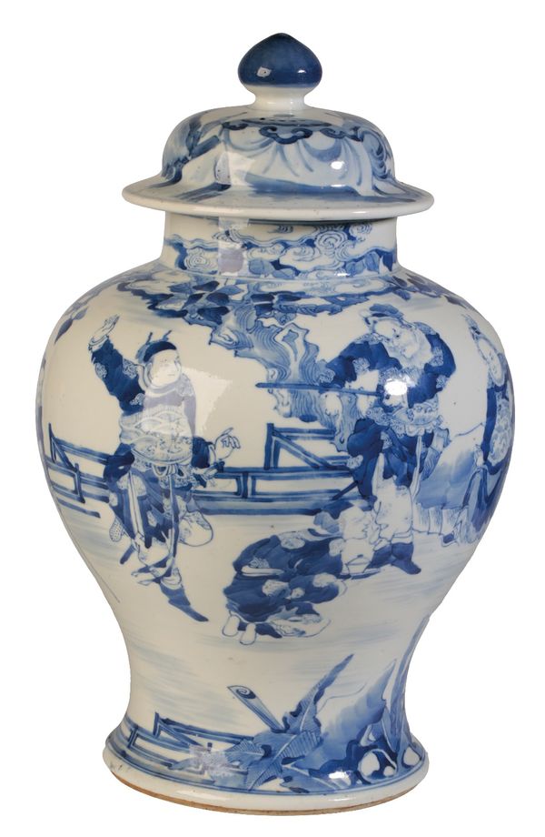 LARGE BLUE AND WHITE 'OFFICIALS' JAR AND COVER