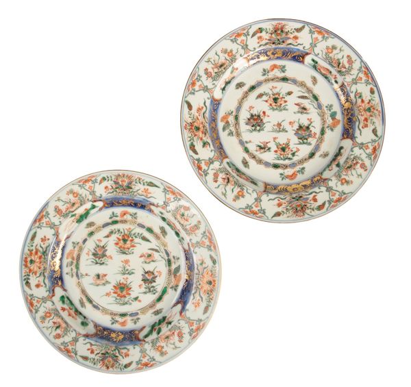 PAIR OF EXPORT FAMILLE VERTE PLATES