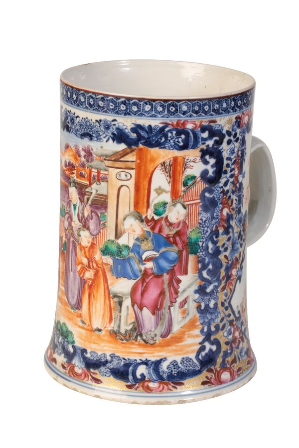 LARGE EXPORT PORCELAIN FAMILLE ROSE TANKARD