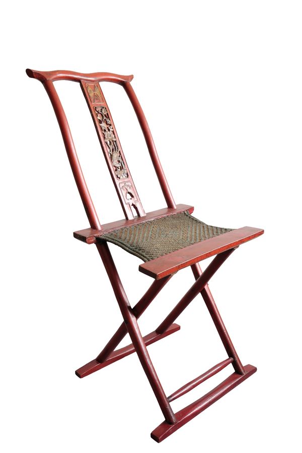 RED LACQUER FOLDING CHAIR