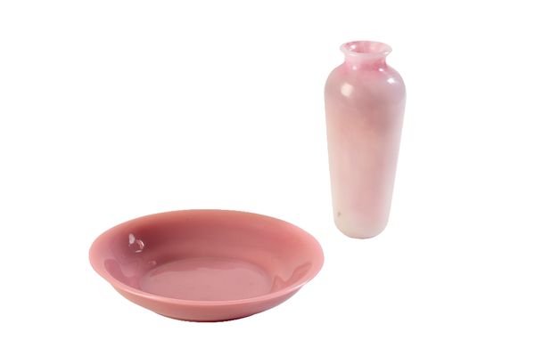 SMALL PINK GLASS DISH