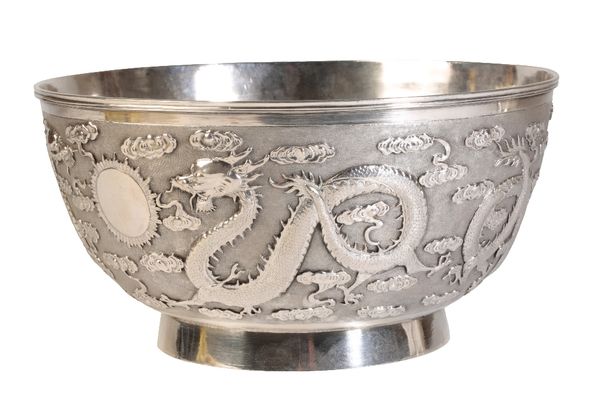 FINE EXPORT SILVER BOWL, SIGNED WO SAING