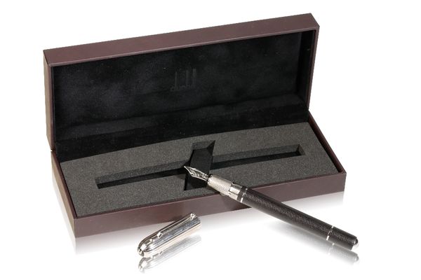 DUNHILL: A SIDECAR "LEATHER CHASSIS" LIMITED EDITION 1893 FOUNTAIN PEN