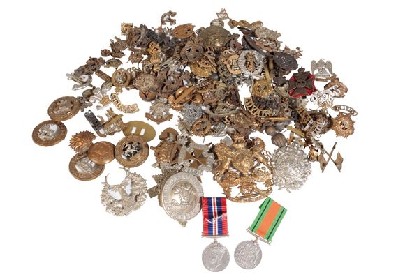 MIXED LOT OF BRITISH CAP BADGES