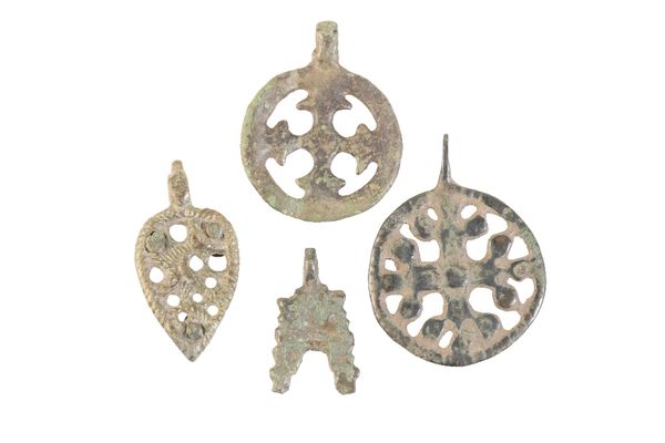 MEDIEVAL BRONZE HORSE HARNESS PENDANT