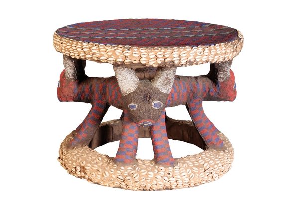 CIRCULAR BEADED CAMEROON TABLE