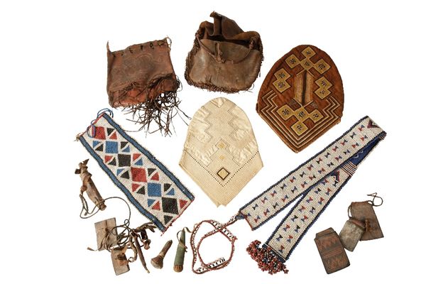 QUANTITY OF TRIBAL BEADED AND LEATHER ITEMS