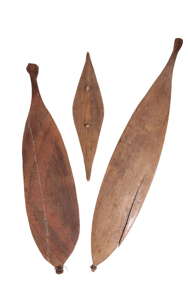 WESTERN AUSTRALIAN WOOMERA (SPEAR THROWER)