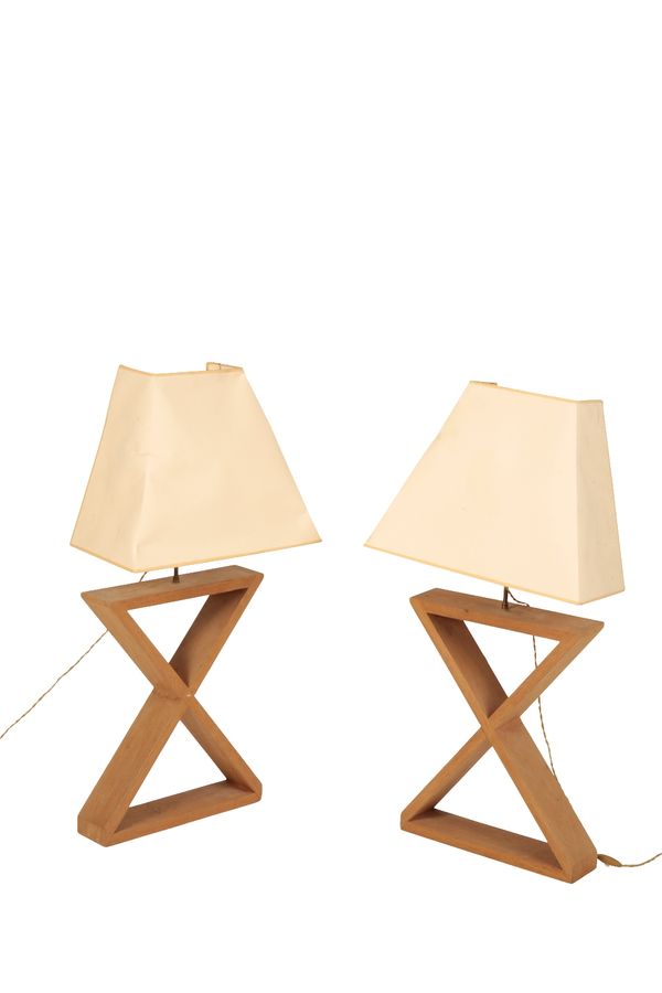 PAIR OF MODERNIST LIGHT OAK TABLE LAMPS