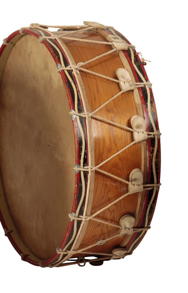 LARGE 20TH CENTURY WOODEN CASED DRUM