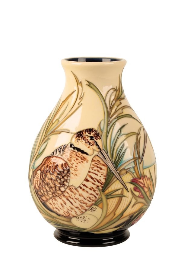 MOORCROFT: A "Woodcock Nest" design trial vase