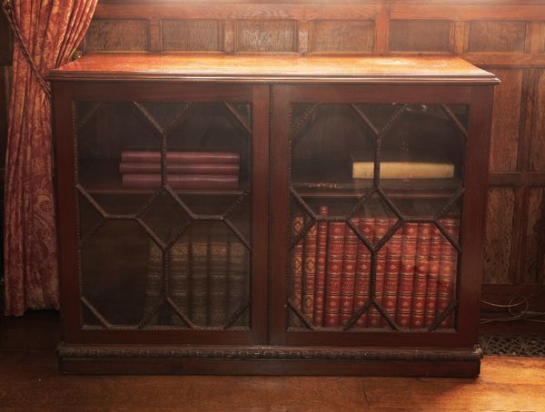 A GEORGE II MAHOGANY FOLIO CABINET