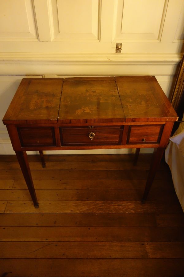 A LOUIS XVI MARQUETRY DRESSING TABLE