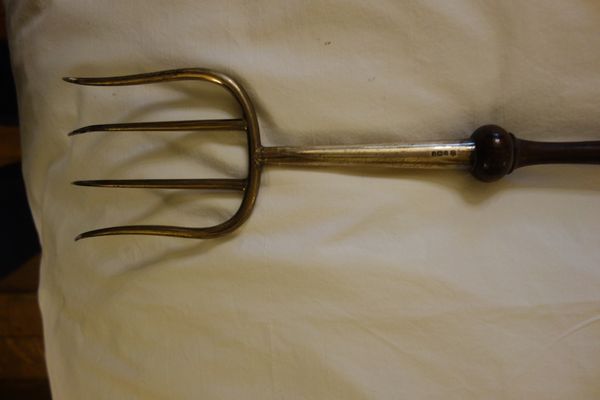 A VICTORIAN SILVER TOASTING FORK