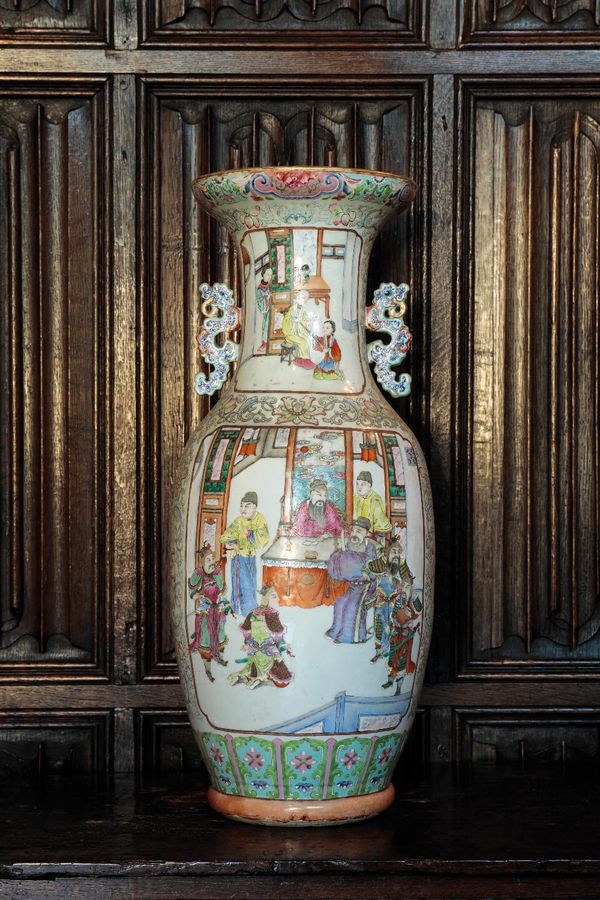 A CHINESE FAMILLE ROSE VASE