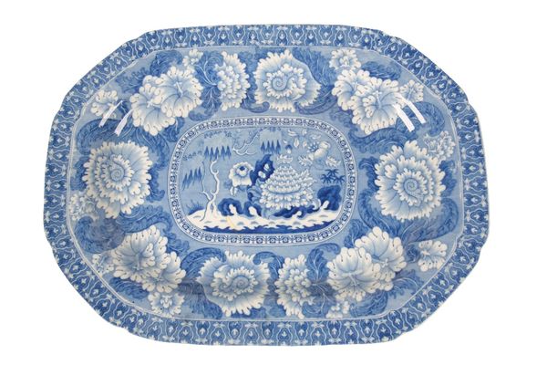EARLY 19TH CENTURY COALPORT STYLE BLUE AND WHITE SERVING DISH