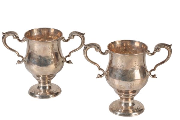PAIR OF GEORGE III IRISH SILVER CUPS