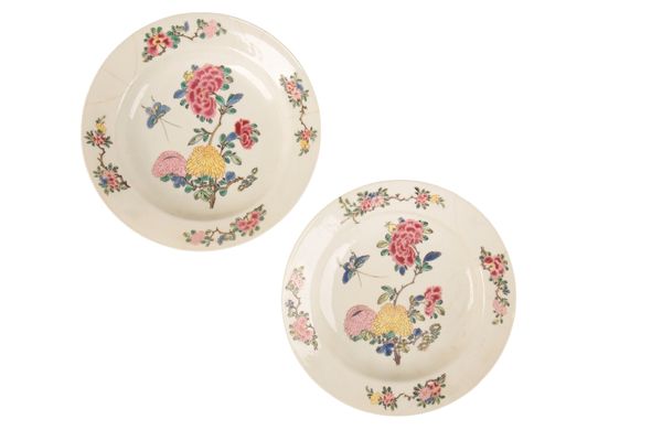 PAIR OF FAMILLE ROSE 'EGGSHELL' SAUCER DISHES, YONGZHENG PERIOD