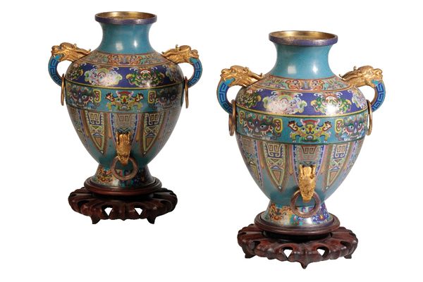 FINE PAIR OF CLOISONNE VASES, REPUBLIC PERIOD