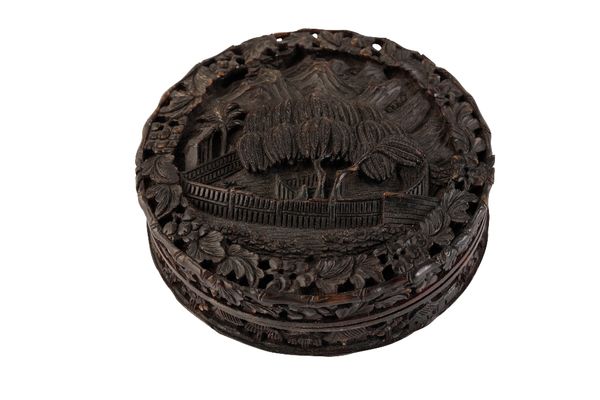 CARVED EXPORT TORTOISESHELL BOX AND COVER, QING DYNASTY