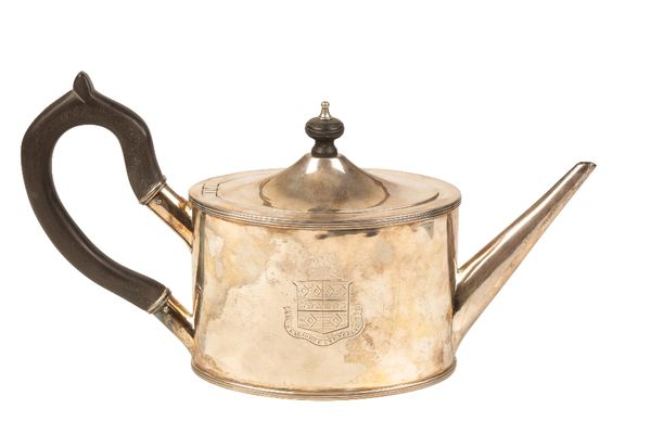 INDIAN COLONIAL SILVER TEAPOT, 19TH CENTURY