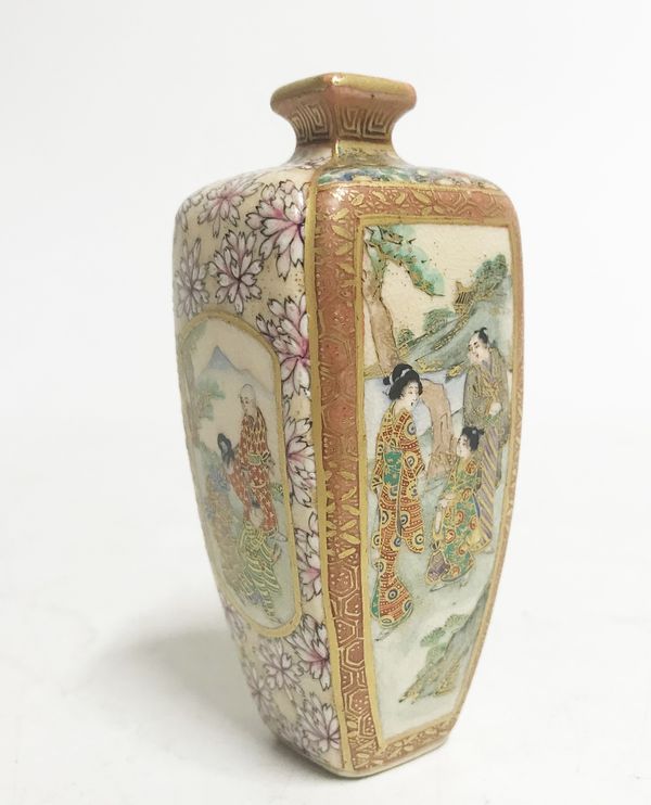 FINE MINIATURE JAPANESE SATSUMA VASE