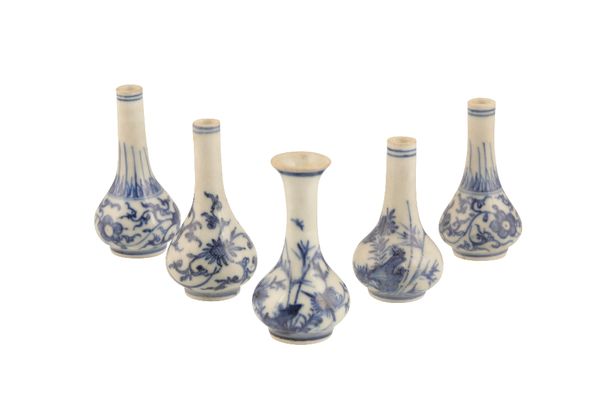 FIVE MINIATURE BLUE AND WHITE VASES TRANSITIONAL PERIOD