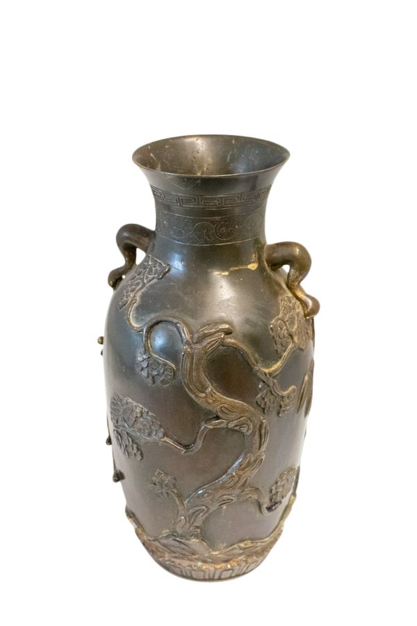 BRONZE VASE, QING DYNASTY