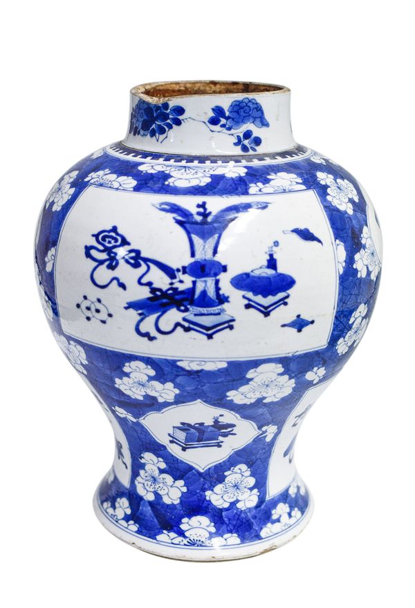 BLUE AND WHITE 'CRACKED ICE' JAR, KANGXI PERIOD