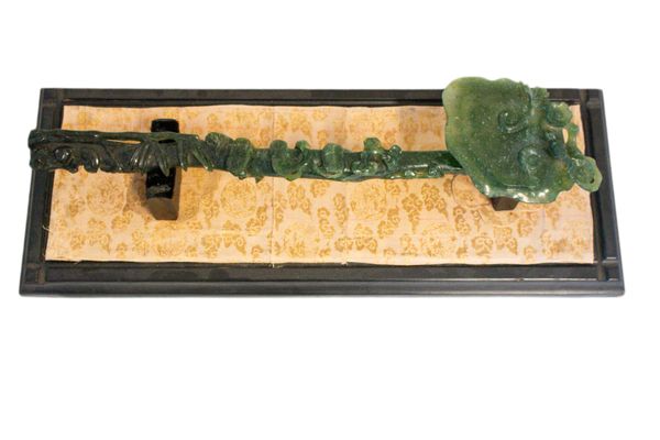 CARVED SPINACH JADE 'LINGZHI' FUNGUS RUYI SCEPTRE