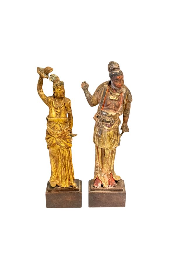 PAIR OF CARVED GILTWOOD AND GESSO OF DEITIES, 18TH / 19TH CENTURY