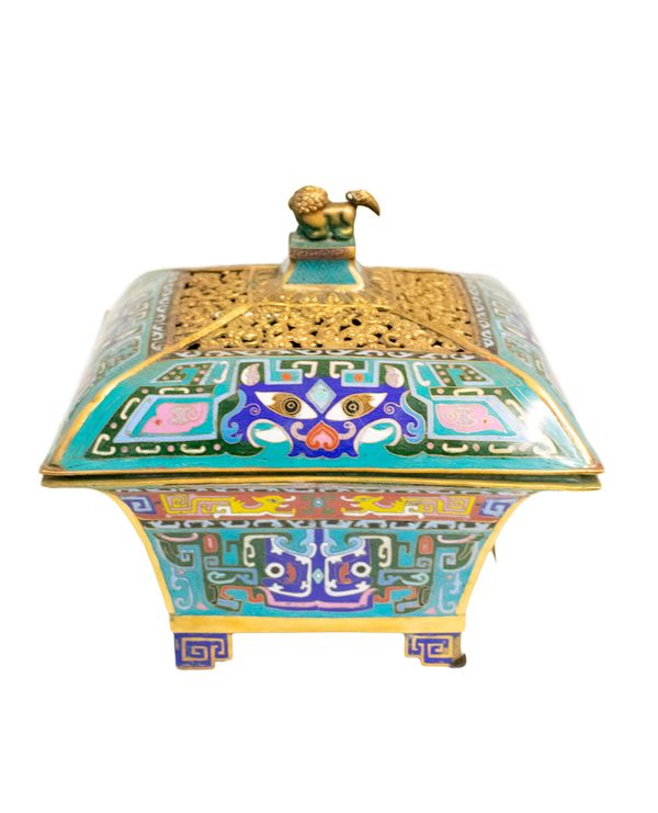 LARGE CLOISONNE CENSER AND COVER, 20TH CENTURY