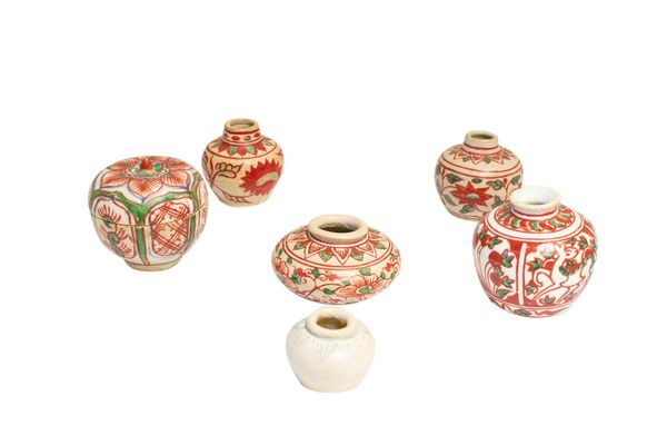 COLLECTION OF ANNAMESE AND EASTERN PROVINCIAL JARTLETS AND COVERED BOXES, 15TH CENTURY AND LATER 