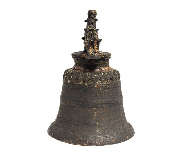 BRONZE AND POLYCHRONE PAINTED TEMPLE BELL, THAILAND, 18TH / 19TH CENTURY