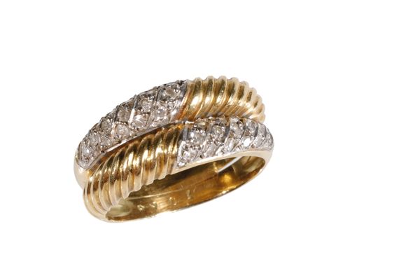 GOLD AND DIAMOND DRESS RING