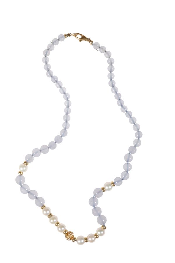 CULTURED PEARL AND BEAD NECKLACE