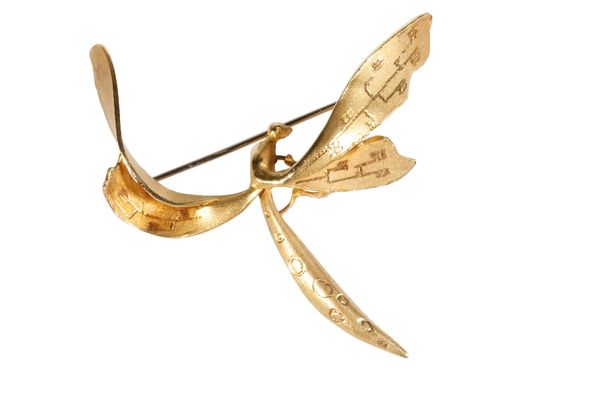 NUSSBERGER GOLD DRAGONFLY BROOCH