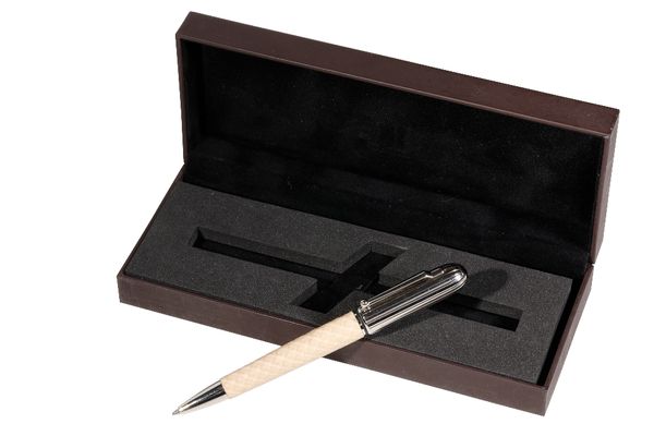 DUNHILL: A "SIDECAR" CREAM LEATHER COVERED BALLPOINT PEN