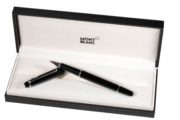 MONTBLANC: A MEISTERSTUCK 163 "CLASSIQUE" PLATINUM LINE ROLLERBALL PEN