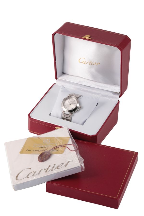 CARTIER PASHA GENTLEMAN'S STAINLESS STEEL BRACELET WATCH