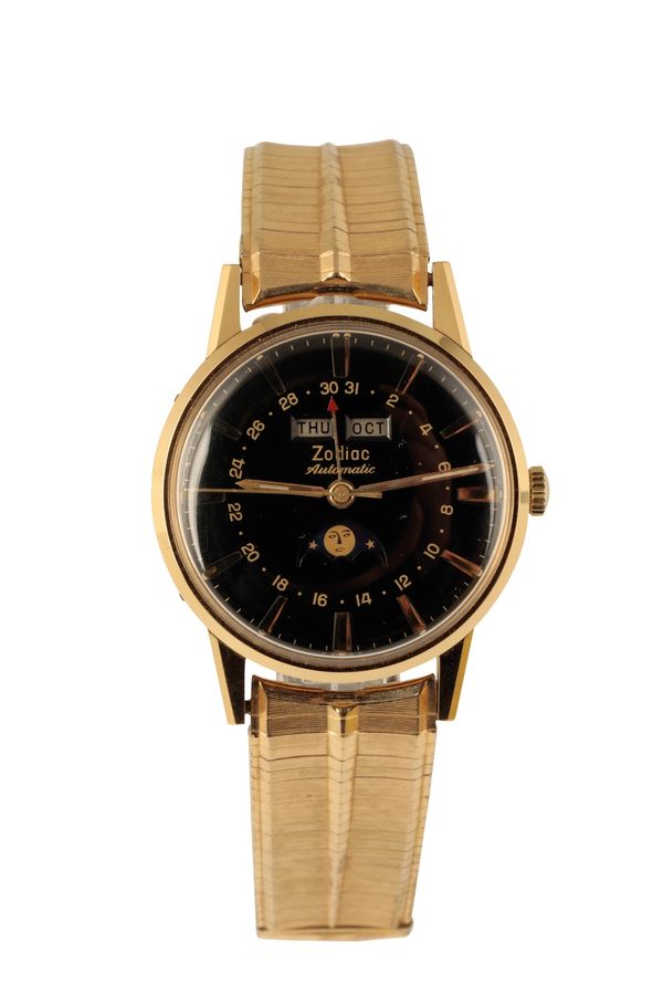 ZODIAC GOLD PLATED MOON PHASE TRIPLE CALENDAR GENTLEMAN'S BRACELET WATCH