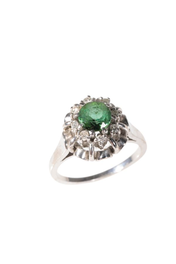 TOURMALINE AND DIAMOND CLUSTER RING