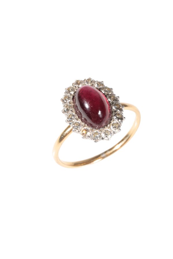 GARNET AND DIAMOND CLUSTER RING