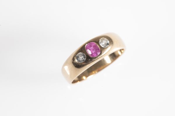 DIAMOND AND RUBY GYPSY STYLE RING