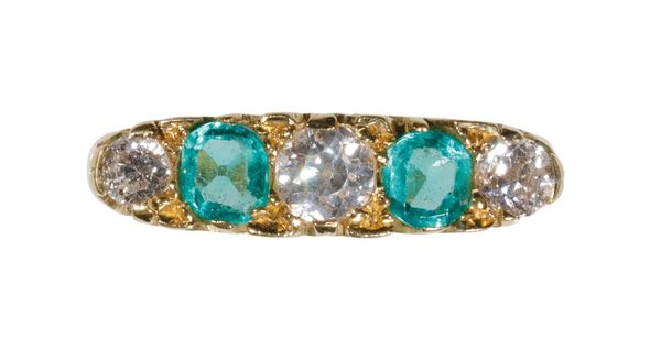 EMERALD AND DIAMOND RING