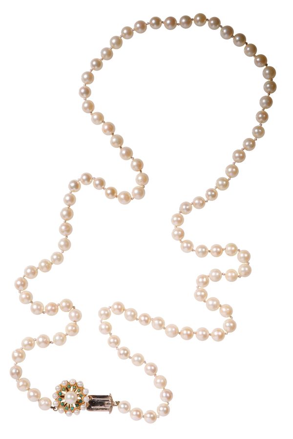 CULTURED PEARL NECKLACE