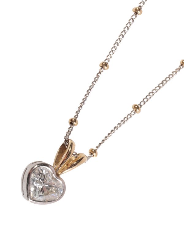 HEART SHAPED DIAMOND PENDANT AND CHAIN