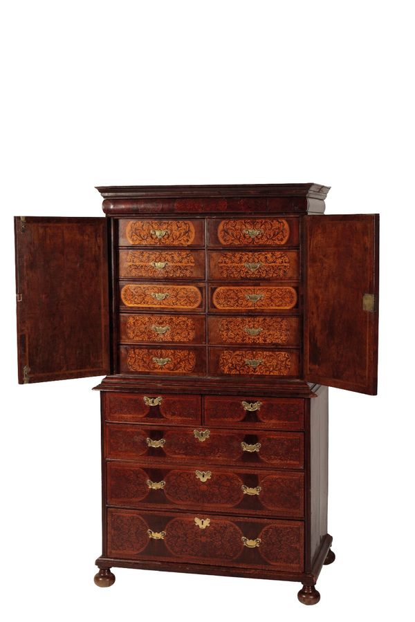 WILLIAM AND MARY OR QUEEN ANNE WALNUT AND SEAWEED MARQUETRY CABINET ON CHEST