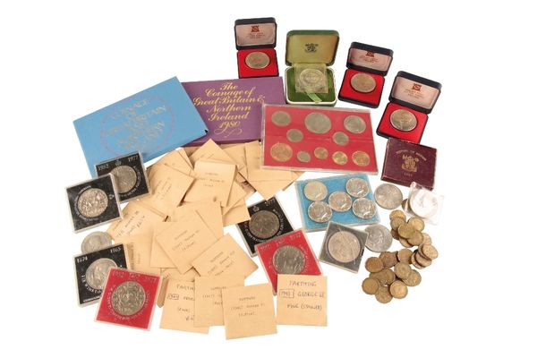 LARGE COLLECTION OF MIXED COINAGE AND CURRENCY