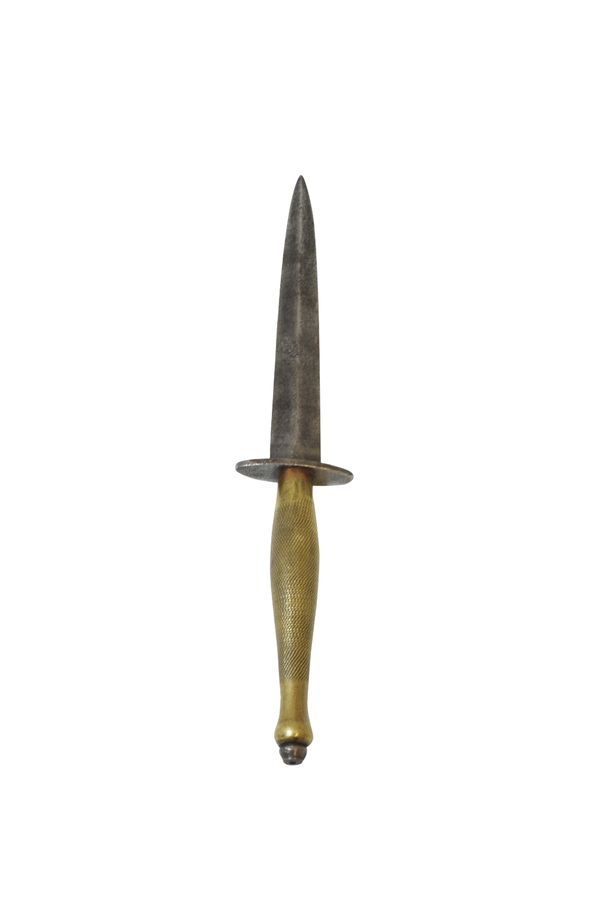 WORLD WAR II COMMANDO DAGGER